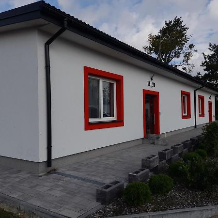 Czerwony Szafir Grodzisk Vandrerhjem Grodzisk Mazowiecki Eksteriør bilde